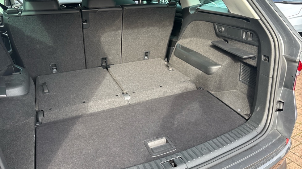 Skoda Kodiaq 1.5 TSI SE L Executive 5dr DSG [7 Seat] Petrol Estate - Image 38