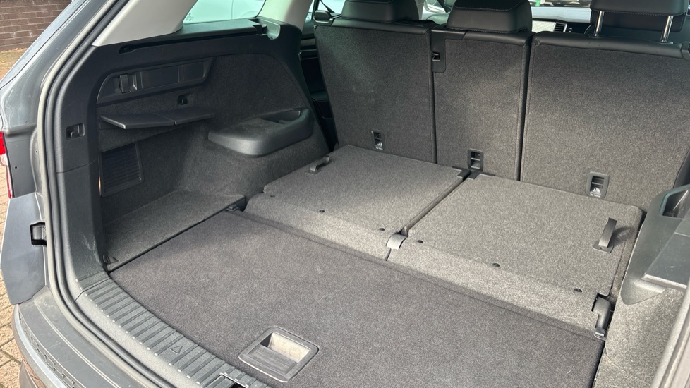 Skoda Kodiaq 1.5 TSI SE L Executive 5dr DSG [7 Seat] Petrol Estate - Image 39