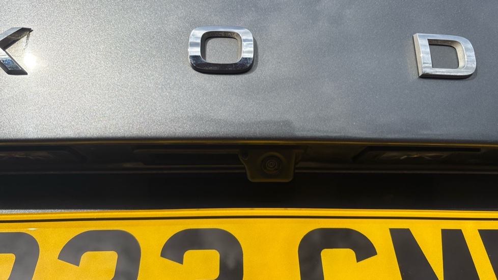 Skoda Kodiaq 1.5 TSI SE L Executive 5dr DSG [7 Seat] Petrol Estate - Image 44