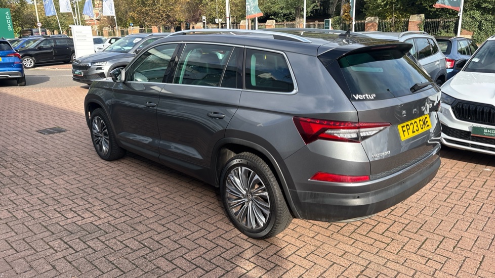 Skoda Kodiaq 1.5 TSI SE L Executive 5dr DSG [7 Seat] Petrol Estate - Image 46