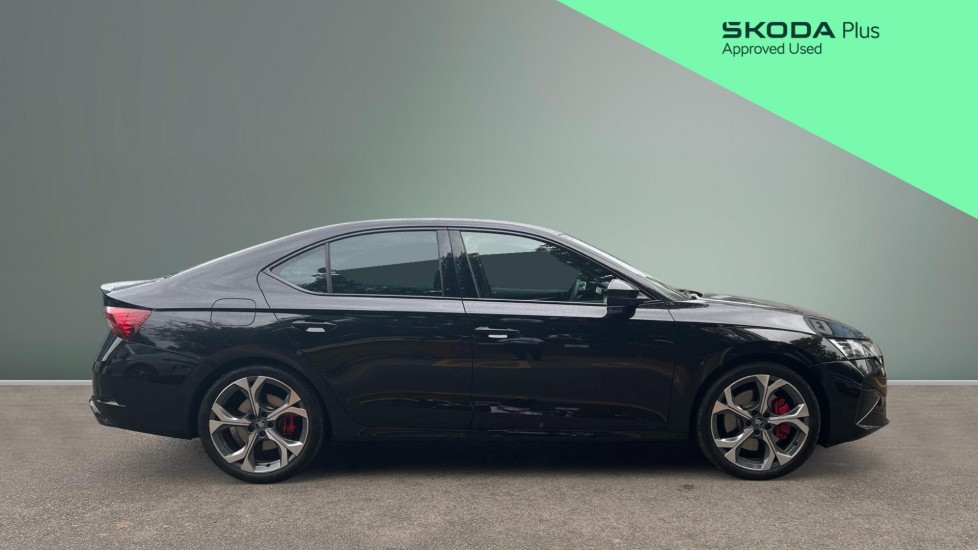 Skoda Octavia 2.0 TSI vRS 5dr DSG Petrol Hatchback - Image 4
