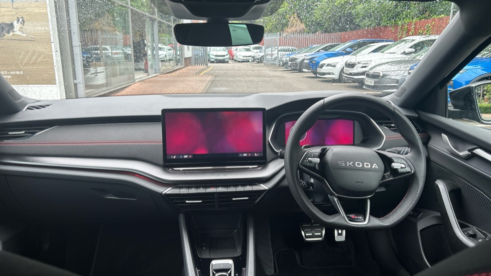 Skoda Octavia 2.0 TSI vRS 5dr DSG Petrol Hatchback - Image 9