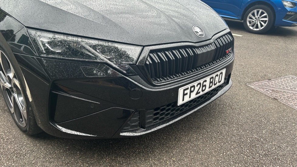 Skoda Octavia 2.0 TSI vRS 5dr DSG Petrol Hatchback - Image 43