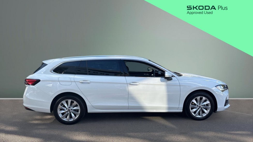 Skoda Superb 2.0 TDI SE Technology 5dr DSG Diesel Estate - Image 4