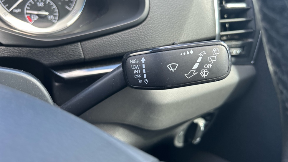 Skoda Karoq 1.5 TSI SE L 5dr Petrol Estate - Image 26