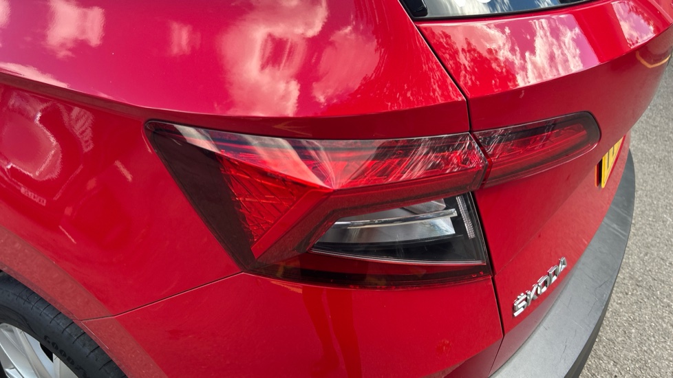 Skoda Karoq 1.5 TSI SE L 5dr Petrol Estate - Image 43