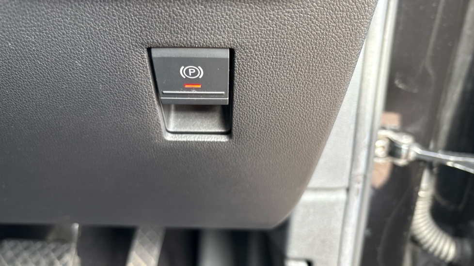 Skoda Kodiaq 2.0 TDI SE L 5dr DSG [7 Seat] Diesel Estate - Image 40