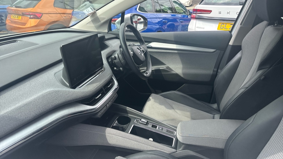 Skoda Enyaq 210kW 85 Edition 82kWh 5dr Auto Electric Estate - Image 2