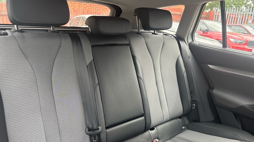 Skoda Enyaq 210kW 85 Edition 82kWh 5dr Auto Electric Estate - Image 16
