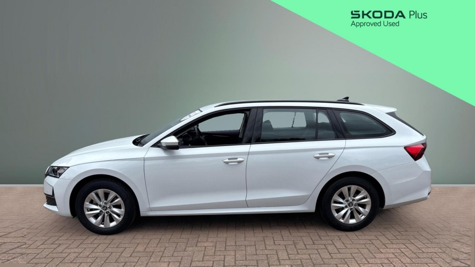 Skoda Octavia 1.5 TSI SE Technology 5dr Petrol Estate - Image 4