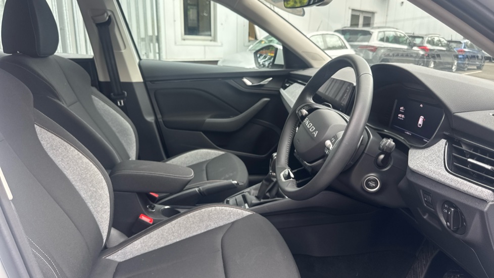 Skoda Scala 1.0 TSI 116 SE Edition 5dr DSG Petrol Hatchback - Image 15