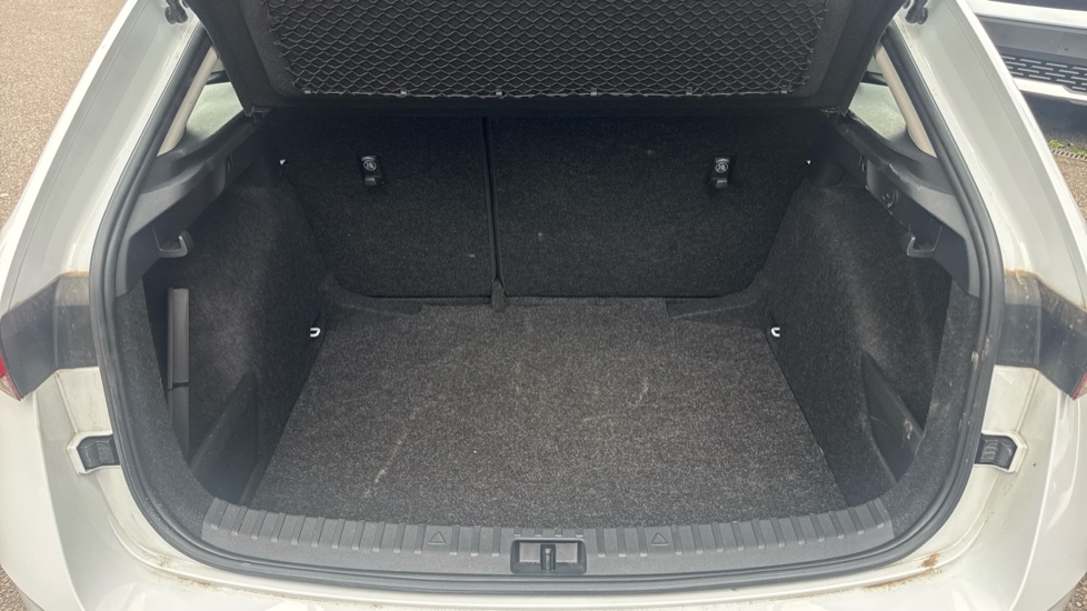 Skoda Scala 1.0 TSI 116 SE Edition 5dr DSG Petrol Hatchback - Image 20