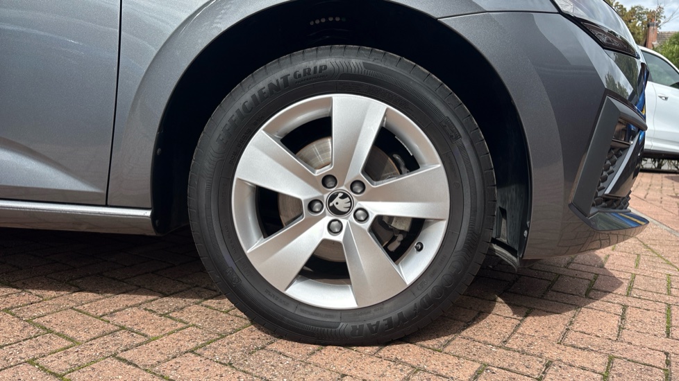 Skoda Scala 1.0 TSI 116 SE Edition 5dr Petrol Hatchback - Image 5