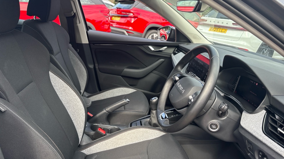 Skoda Scala 1.0 TSI 116 SE Edition 5dr Petrol Hatchback - Image 15