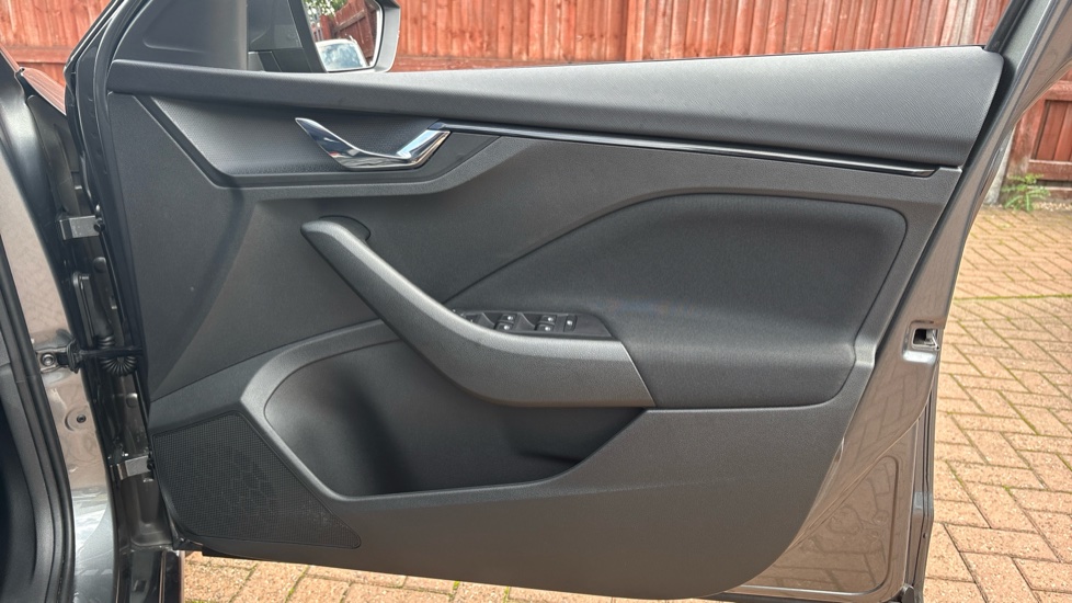 Skoda Scala 1.0 TSI 116 SE Edition 5dr Petrol Hatchback - Image 19