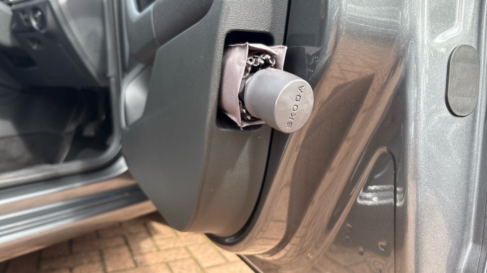 Skoda Scala 1.0 TSI 116 SE Edition 5dr Petrol Hatchback - Image 24