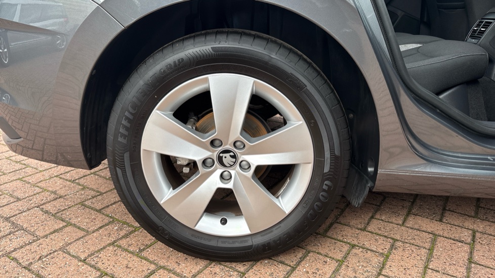 Skoda Scala 1.0 TSI 116 SE Edition 5dr Petrol Hatchback - Image 39