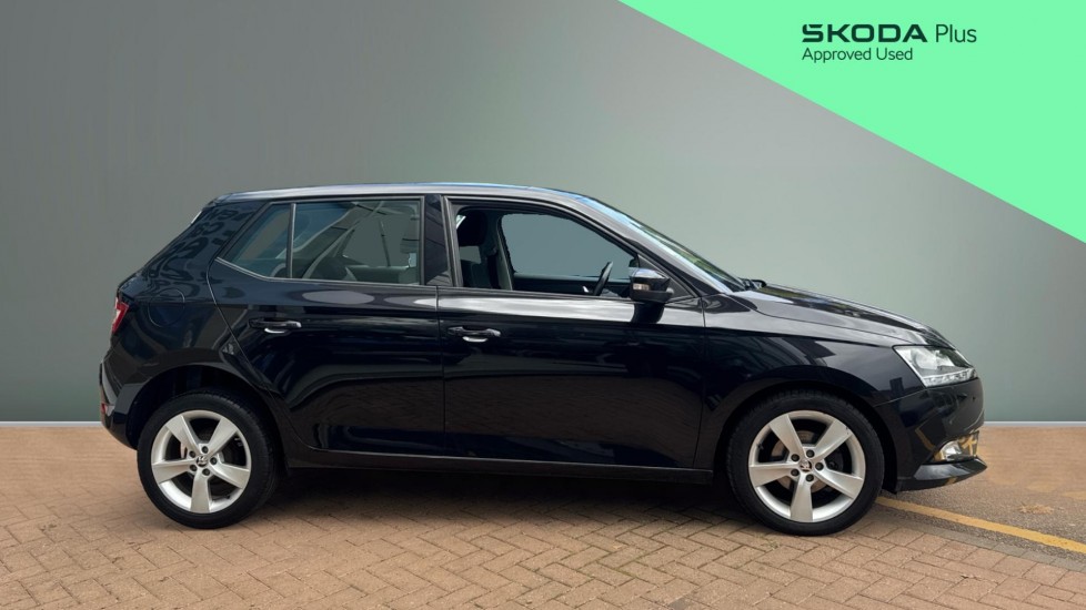 Skoda Fabia 1.0 TSI SE L 5dr Petrol Hatchback - Image 4