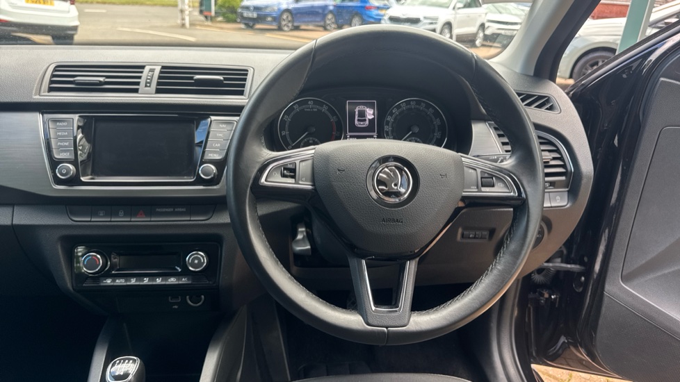 Skoda Fabia 1.0 TSI SE L 5dr Petrol Hatchback - Image 10