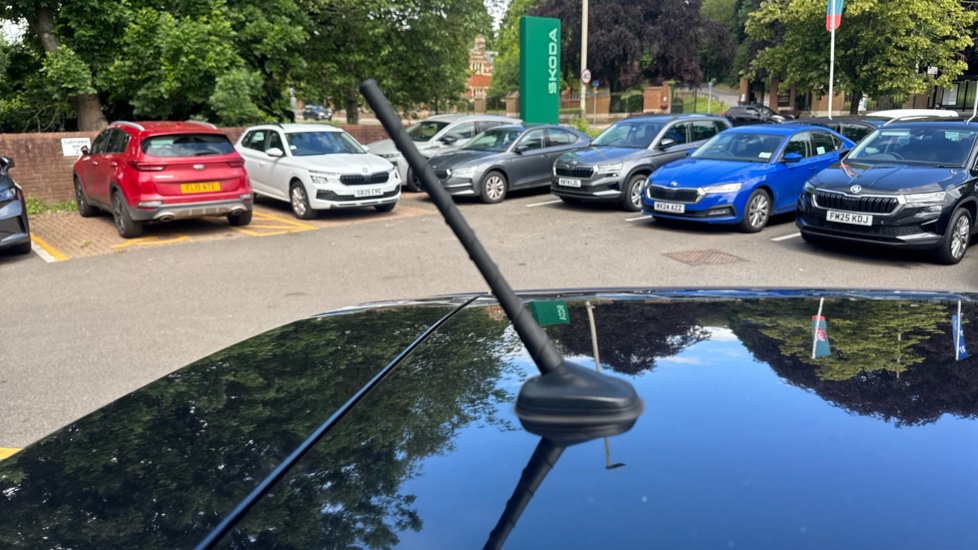 Skoda Fabia 1.0 TSI SE L 5dr Petrol Hatchback - Image 25