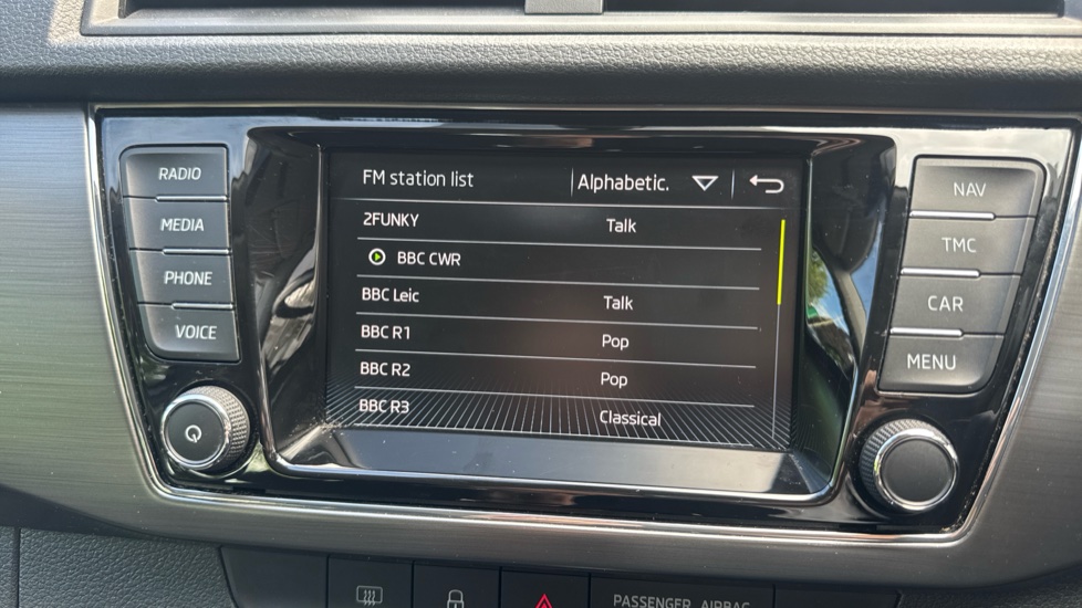 Skoda Fabia 1.0 TSI SE L 5dr Petrol Hatchback - Image 26