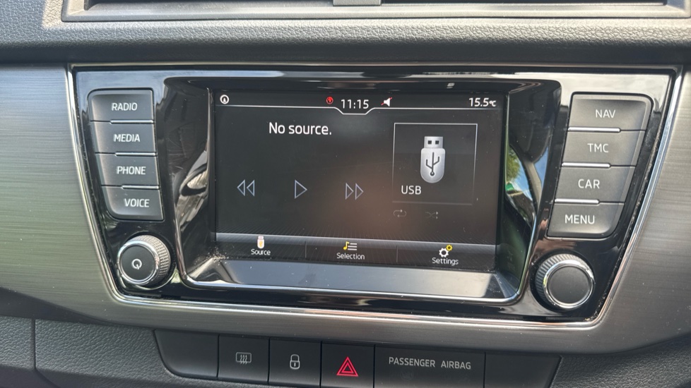 Skoda Fabia 1.0 TSI SE L 5dr Petrol Hatchback - Image 27