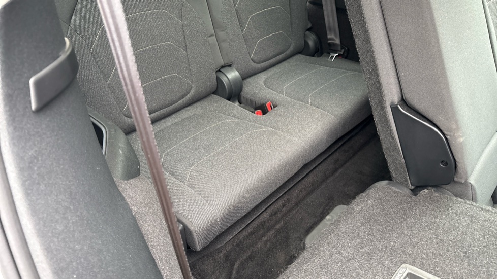 Skoda Kodiaq 2.0 TDI SE 5dr DSG [7 Seat] Diesel Estate - Image 42