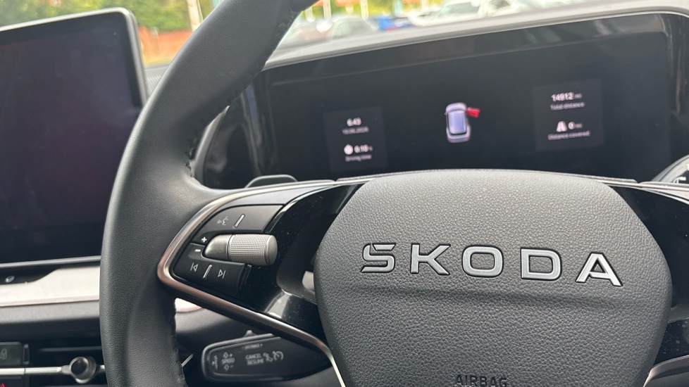 Skoda Kodiaq 2.0 TDI SE 5dr DSG [7 Seat] Diesel Estate - Image 17