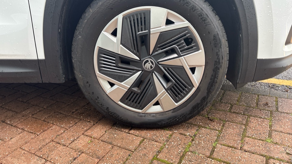 Skoda Kodiaq 2.0 TDI SE 5dr DSG [7 Seat] Diesel Estate - Image 37