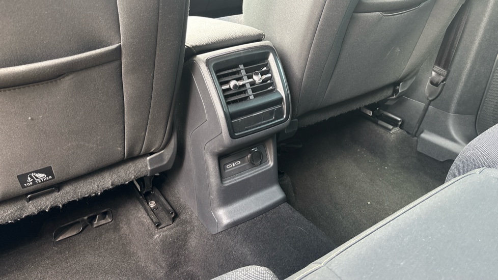 Skoda Kodiaq 2.0 TDI SE 5dr DSG [7 Seat] Diesel Estate - Image 45