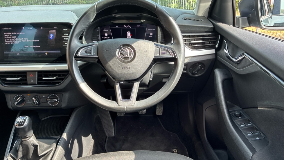 Skoda Kamiq 1.6 TDI SE 5dr Diesel Hatchback - Image 10