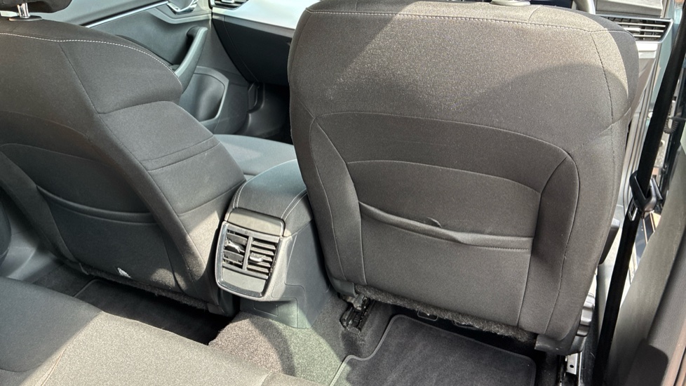 Skoda Kamiq 1.6 TDI SE 5dr Diesel Hatchback - Image 16
