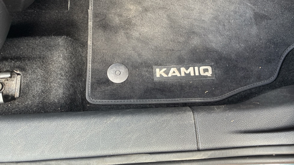 Skoda Kamiq 1.6 TDI SE 5dr Diesel Hatchback - Image 25
