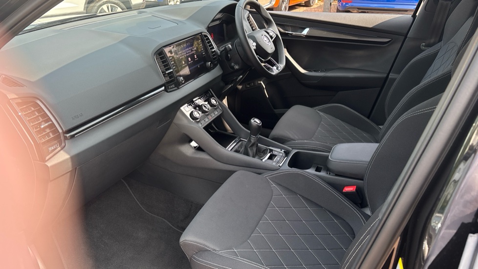 Skoda Karoq 1.5 TSI Sportline 5dr Petrol Estate - Image 2