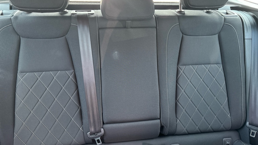 Skoda Karoq 1.5 TSI Sportline 5dr Petrol Estate - Image 16