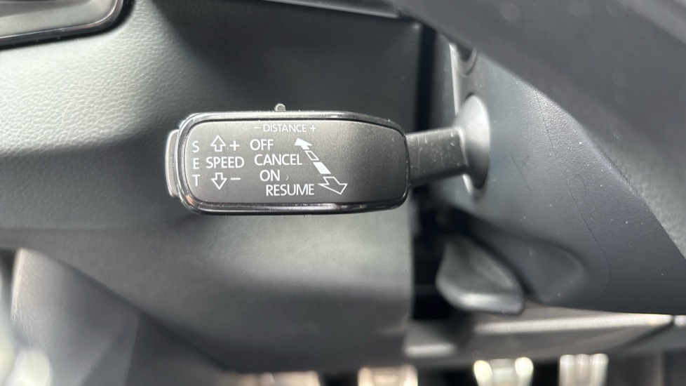 Skoda Karoq 1.5 TSI Sportline 5dr Petrol Estate - Image 23