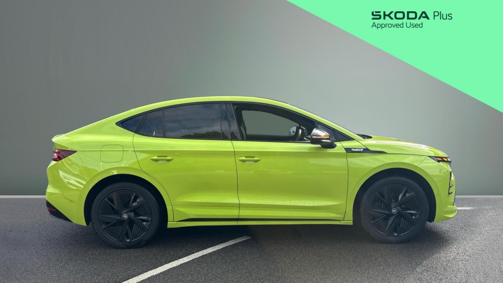Skoda Enyaq 250kW vRS 84kWh 4x4 5dr Auto Electric - Image 4