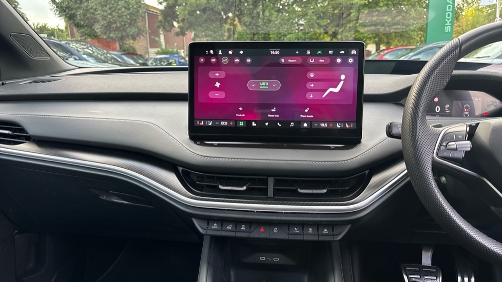 Skoda Enyaq 250kW vRS 84kWh 4x4 5dr Auto Electric - Image 13