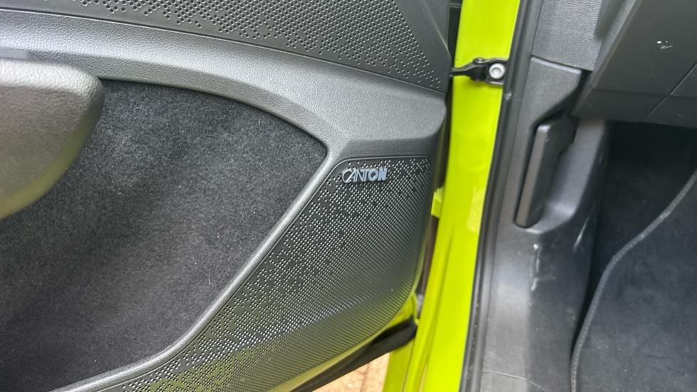Skoda Enyaq 250kW vRS 84kWh 4x4 5dr Auto Electric - Image 28