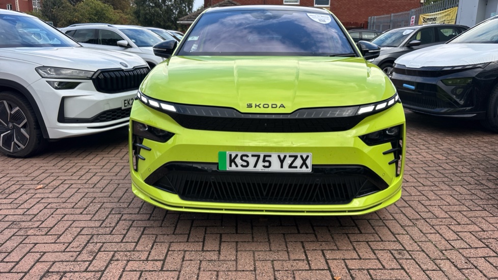 Skoda Enyaq 250kW vRS 84kWh 4x4 5dr Auto Electric - Image 32