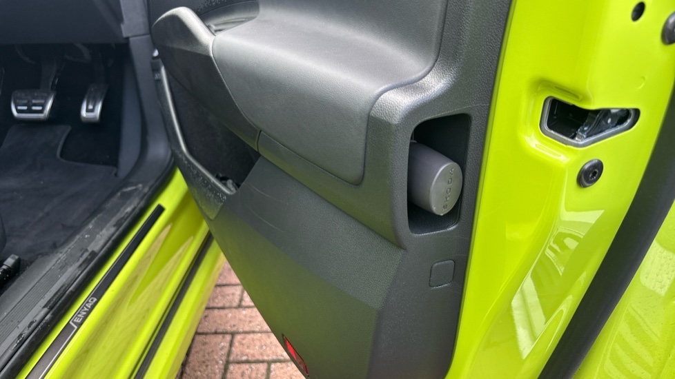 Skoda Enyaq 250kW vRS 84kWh 4x4 5dr Auto Electric - Image 35