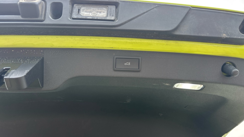 Skoda Enyaq 250kW vRS 84kWh 4x4 5dr Auto Electric - Image 42