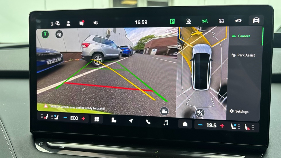 Skoda Enyaq 250kW vRS 84kWh 4x4 5dr Auto Electric - Image 48