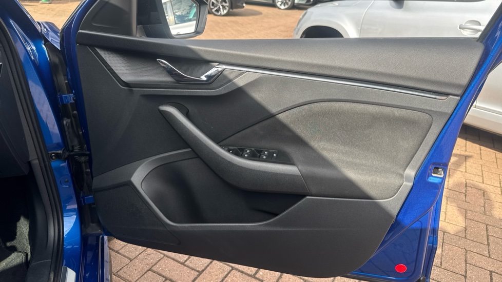 Skoda Kamiq 1.5 TSI Monte Carlo 5dr DSG Petrol Hatchback - Image 19