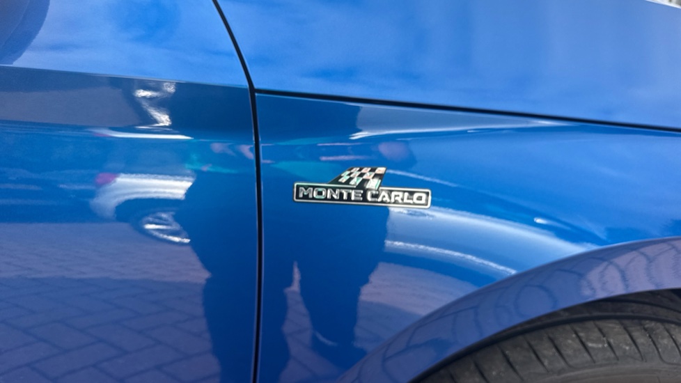 Skoda Kamiq 1.5 TSI Monte Carlo 5dr DSG Petrol Hatchback - Image 36