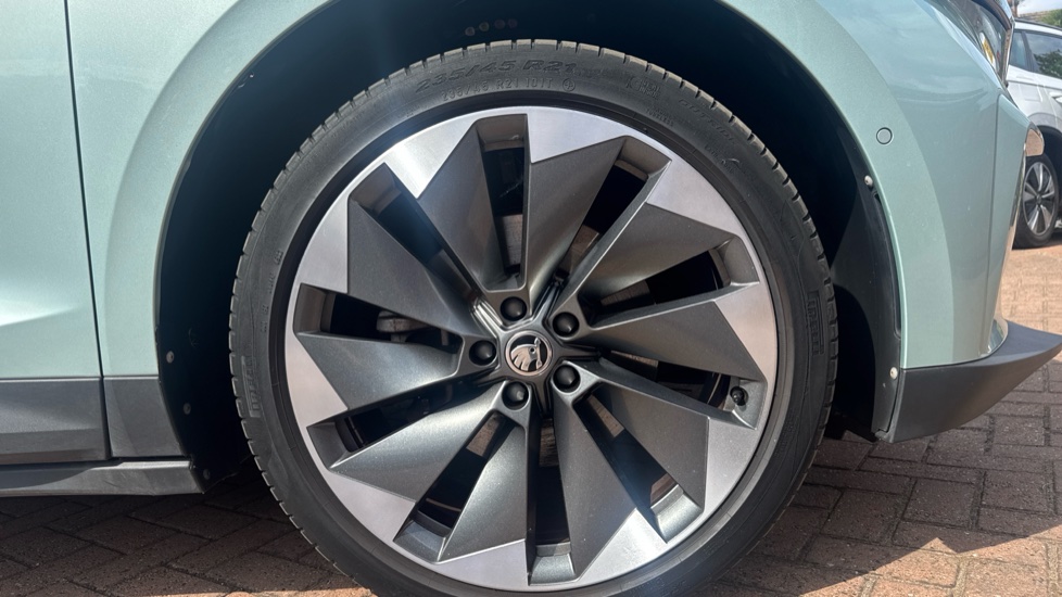 Skoda Enyaq 132kW 60 ecoSuite 62kWh 5dr Auto [120kW] Electric Estate - Image 5