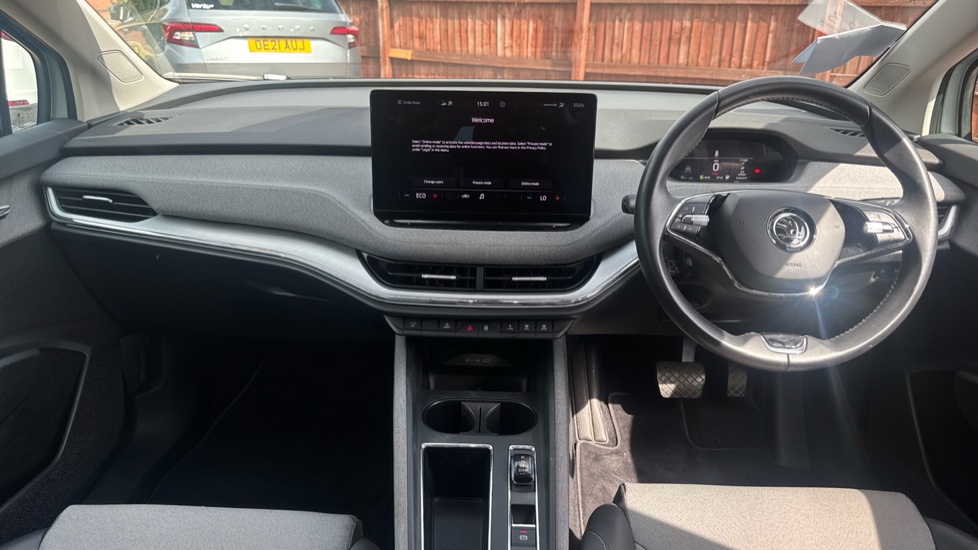 Skoda Enyaq 132kW 60 ecoSuite 62kWh 5dr Auto [120kW] Electric Estate - Image 9