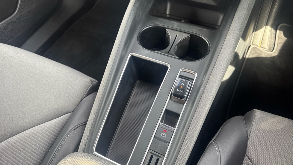 Skoda Enyaq 132kW 60 ecoSuite 62kWh 5dr Auto [120kW] Electric Estate - Image 14