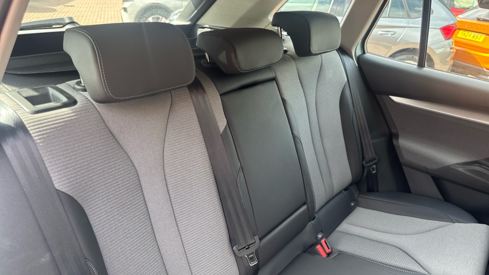 Skoda Enyaq 132kW 60 ecoSuite 62kWh 5dr Auto [120kW] Electric Estate - Image 16