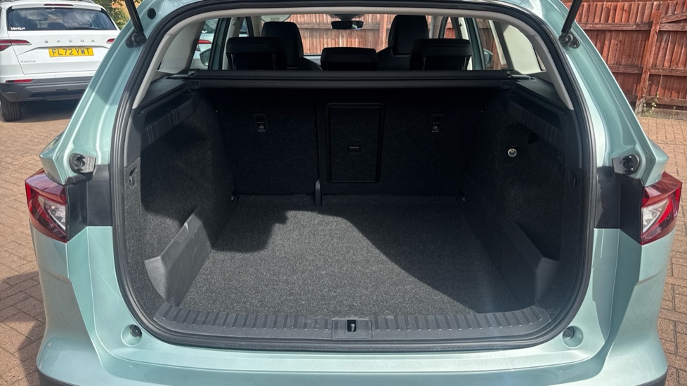 Skoda Enyaq 132kW 60 ecoSuite 62kWh 5dr Auto [120kW] Electric Estate - Image 20